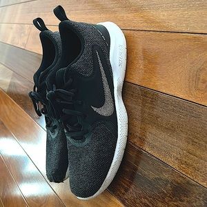 Woman’s Nike Shoes